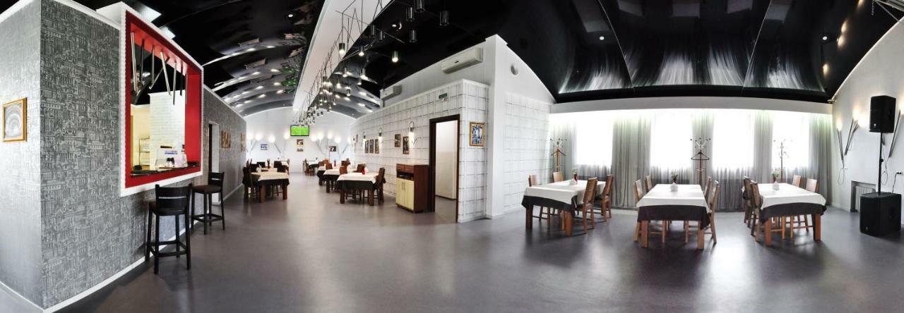 Antwo-Hotel คาร์คิฟ ภายนอก รูปภาพ